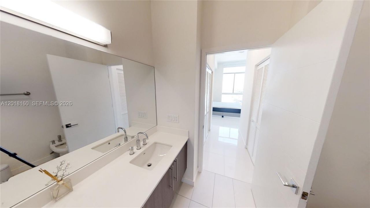 7825 NW 107th Ave , Unit 821, Doral, FL 33178 Photo