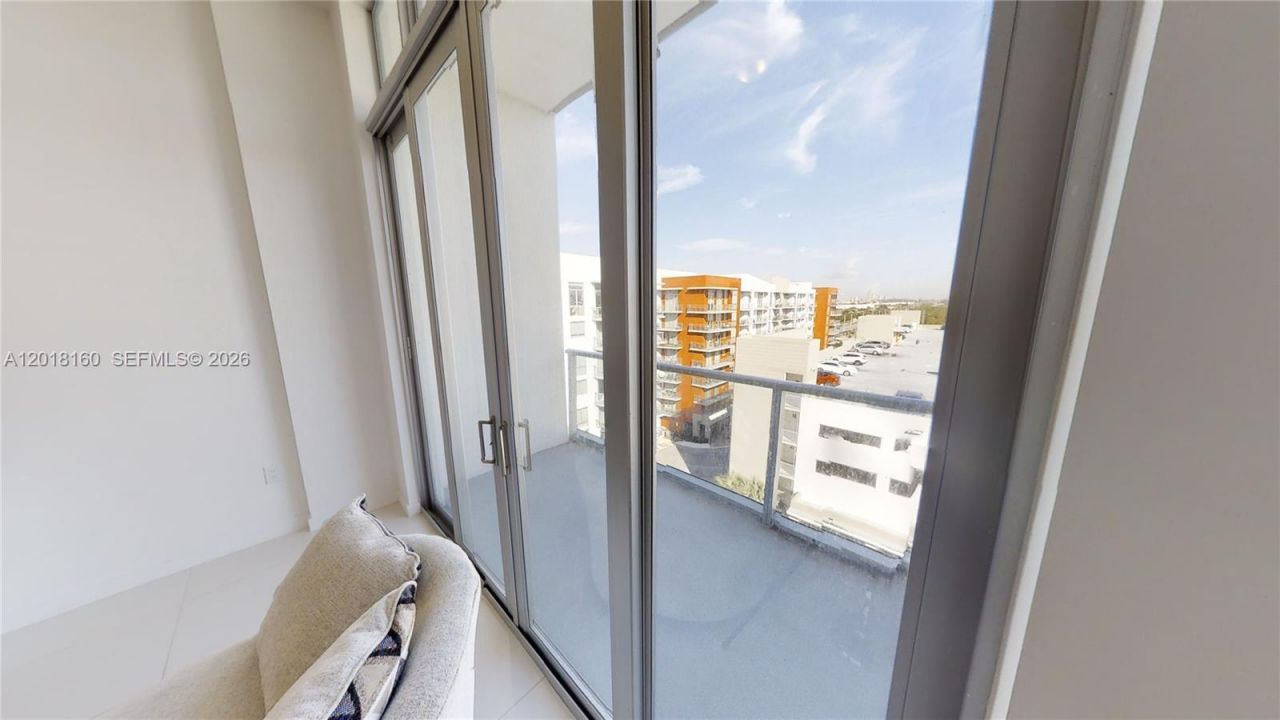 7825 NW 107th Ave , Unit 821, Doral, FL 33178 Photo