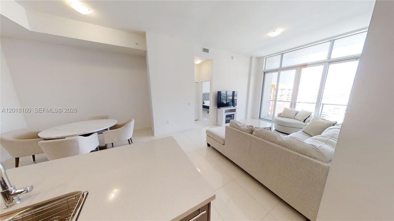 7825 NW 107th Ave , Unit 821, Doral, FL 33178 Photo