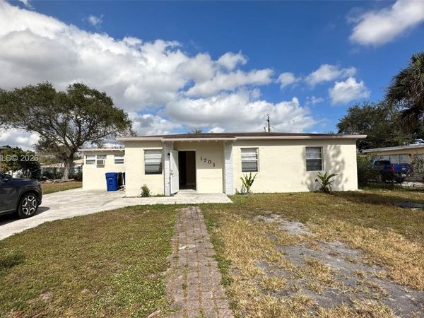 1701 NW 13th St , Fort Lauderdale, FL 33311