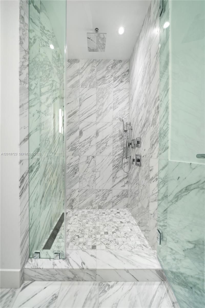 175 SE 25 Rd , Unit 804, Miami, FL 33129 Photo