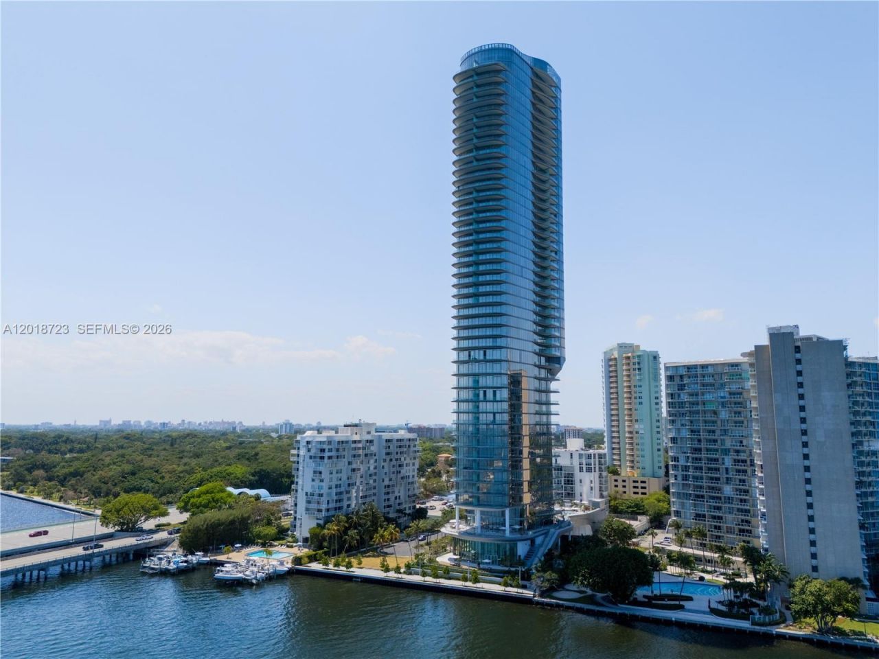 175 SE 25 Rd , Unit 804, Miami, FL 33129 Photo