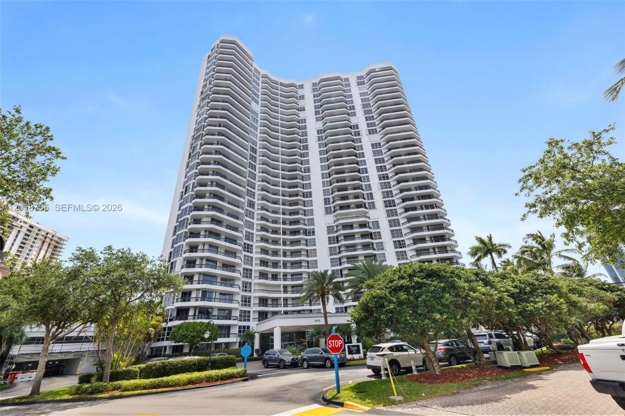 19195 NE 36th Ct , Unit 2705, Aventura, FL 33180 Photo
