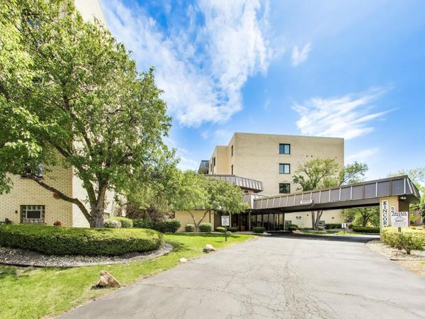 5840 W 104th Street , Unit 415, Oak Lawn, IL 60453