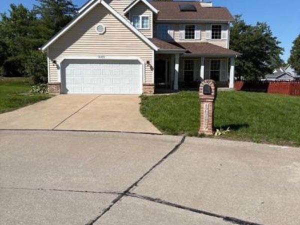 16439 Hampden Place , Florissant, MO 63034