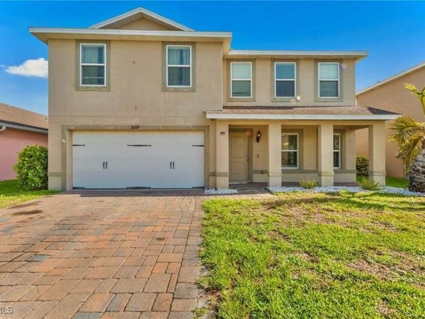 10329 Canal Brook Lane, Lehigh Acres, FL 33936