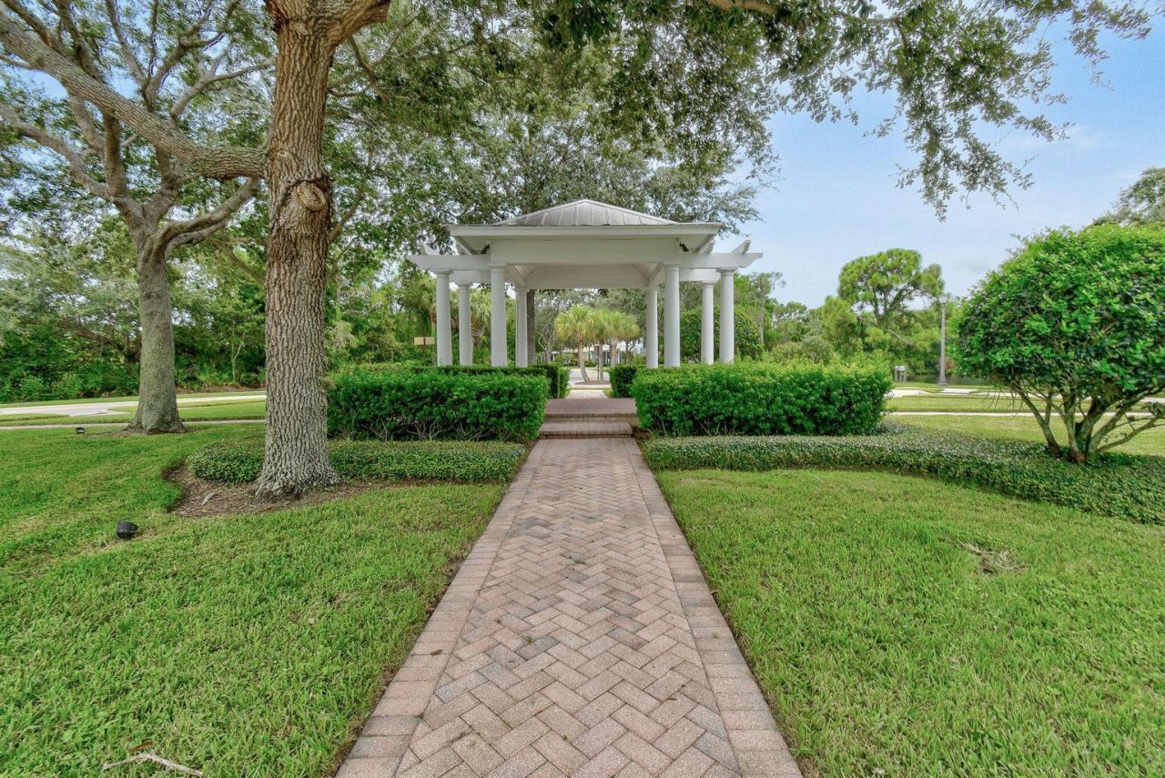 105 E Pigeon Plum Drive, Unit 103, Jupiter, FL 33458 Photo