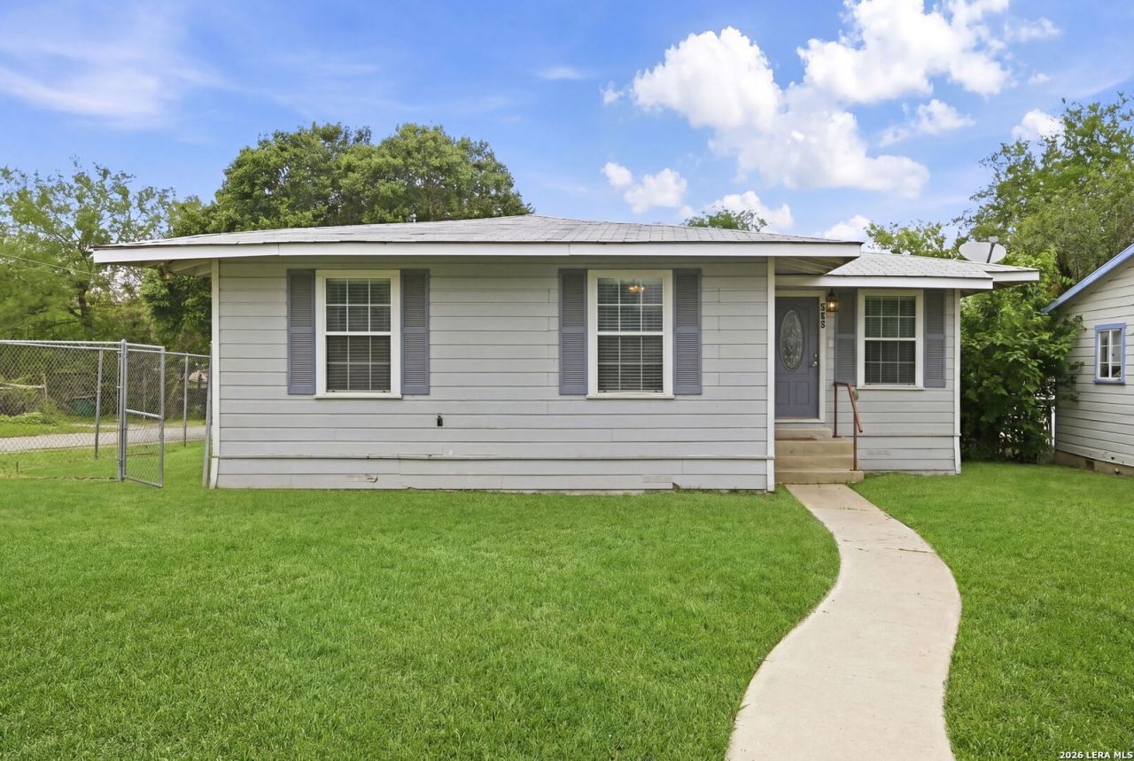 939 John Page Dr, San Antonio, TX 78228 Main Photo