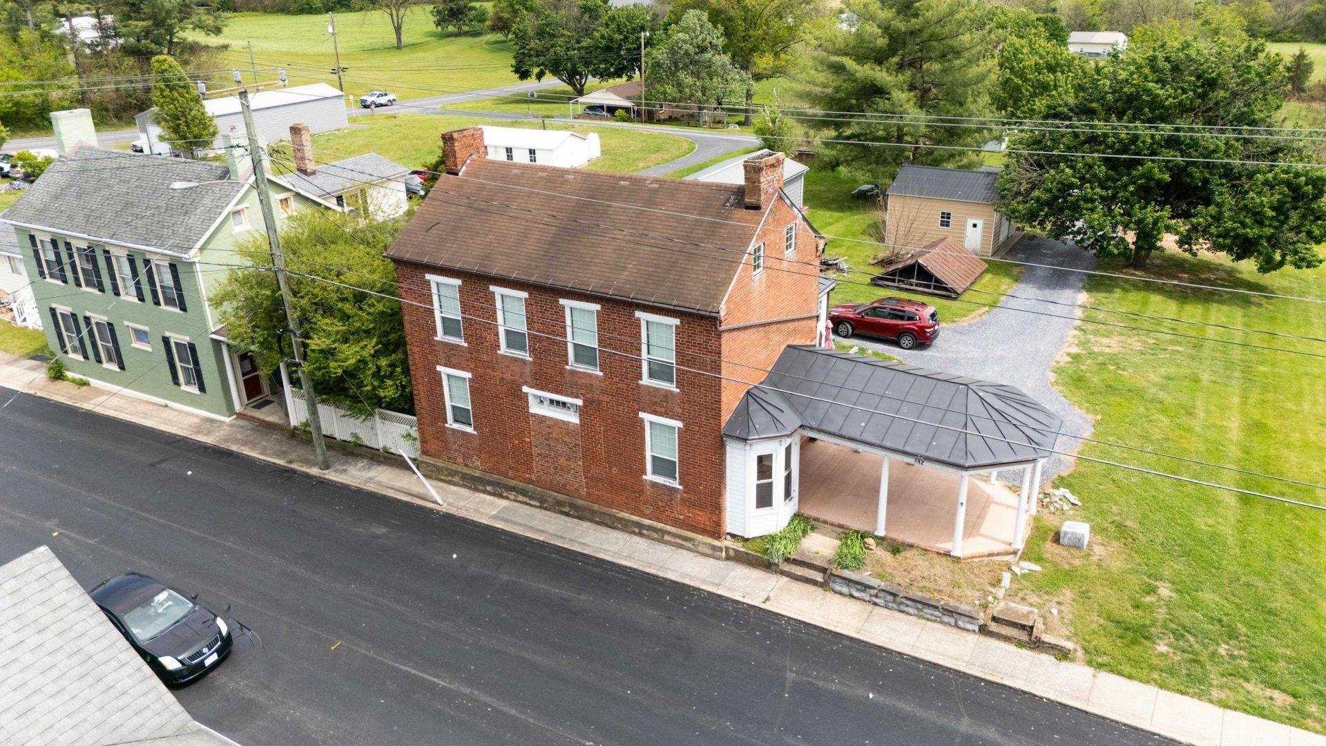 242 S MAIN ST primary photo