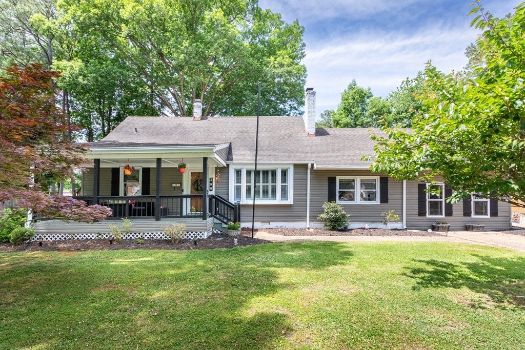 309 Mimosa Drive, Newport News, VA 23606 Main Photo