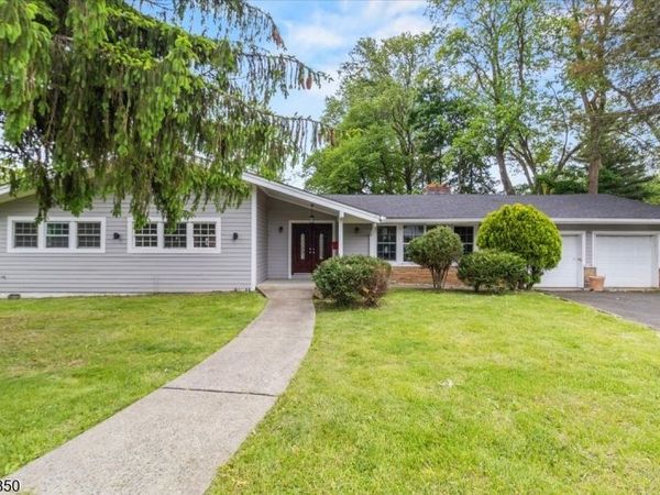 496 Seven Oaks Ct, Orange, NJ 07050