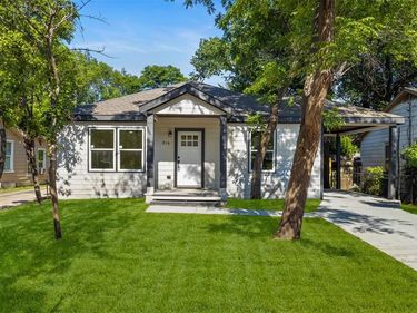 916 Blandin Street, Fort Worth, TX 76111