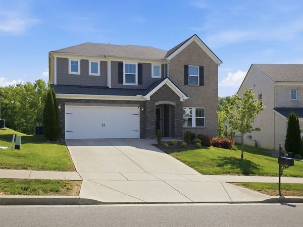 531 Fall Creek Cir, Goodlettsville, TN 37072