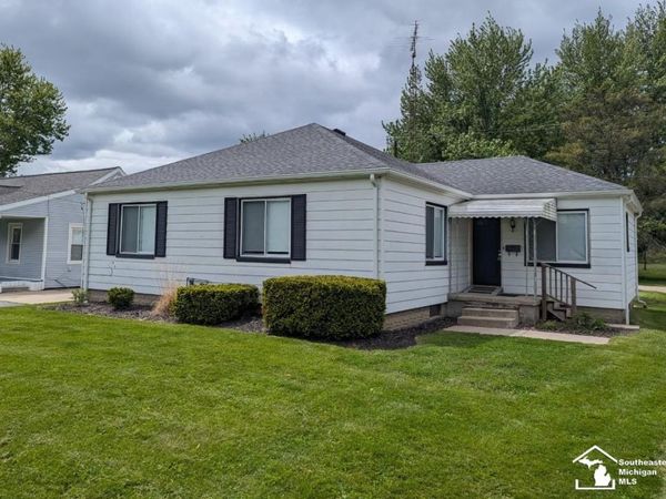 3585 Vivian Road, Monroe, MI 48162