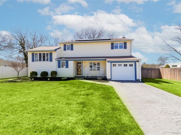 38 Fiesta Drive , Centereach, NY 11720