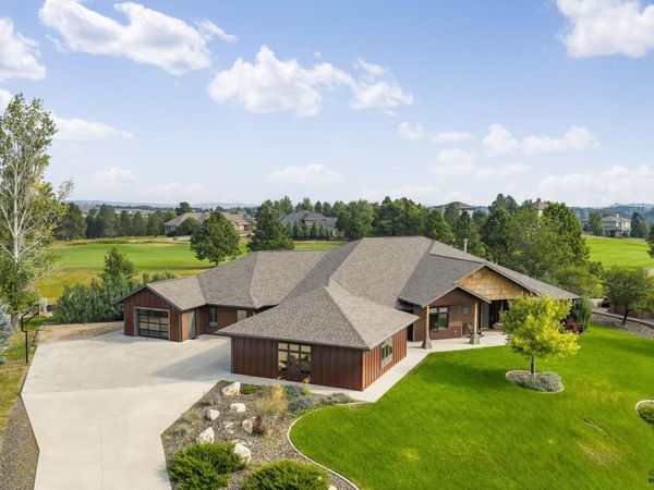7020 PRESTWICK RD, Rapid City, SD 57702