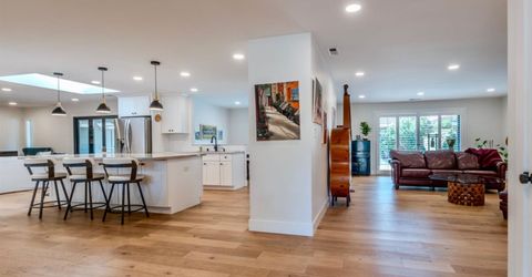 4025 Crondall Dr, Sacramento, CA 95864 Photo