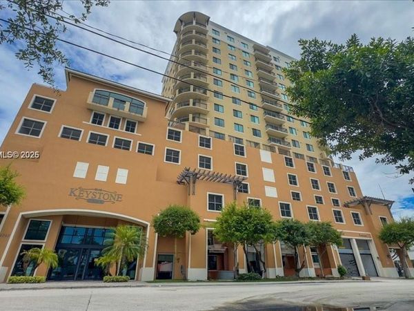 4242 NW 2nd St , Unit 1608, Miami, FL 33126