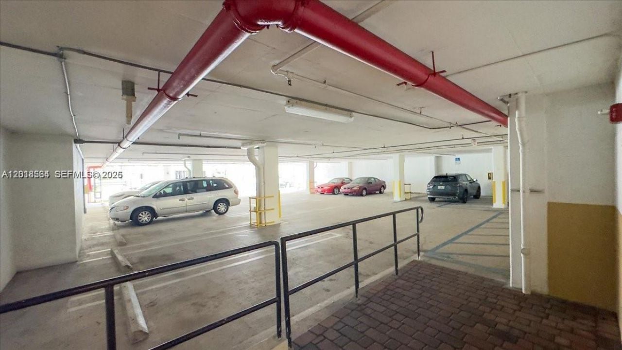 4242 NW 2nd St, Unit 1608, Miami, FL 33126 Photo