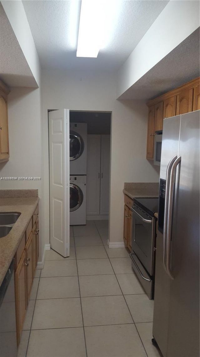 4242 NW 2nd St, Unit 1608, Miami, FL 33126 Photo