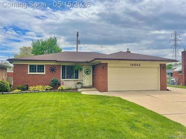 14042 Arden Avenue, Warren, MI 48088
