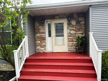 6175 S Branch Lane, Kimball Twp, MI 48074