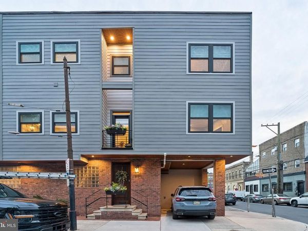 801 S 8TH STREET, PHILADELPHIA, PA 19147