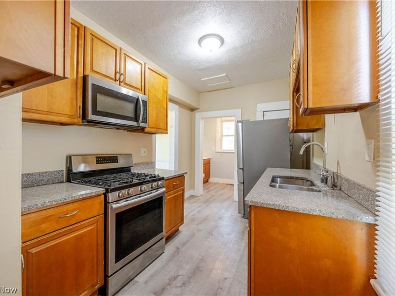 1516 E 86th Street, Cleveland, OH 44106 Photo 11
