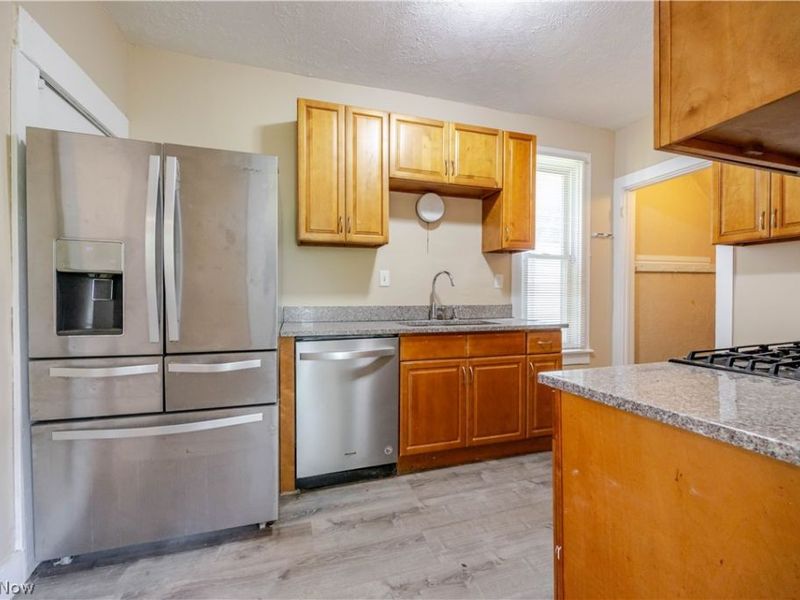 1516 E 86th Street, Cleveland, OH 44106 Photo 12