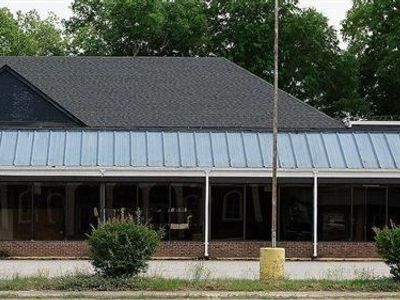 331 W Carolina Ave, Hartsville, SC 29550