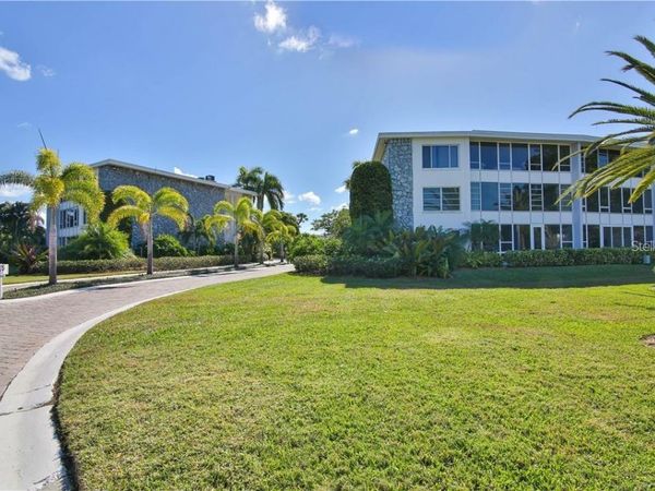 100 SANDS POINT ROAD , Unit 317, LONGBOAT KEY, FL 34228