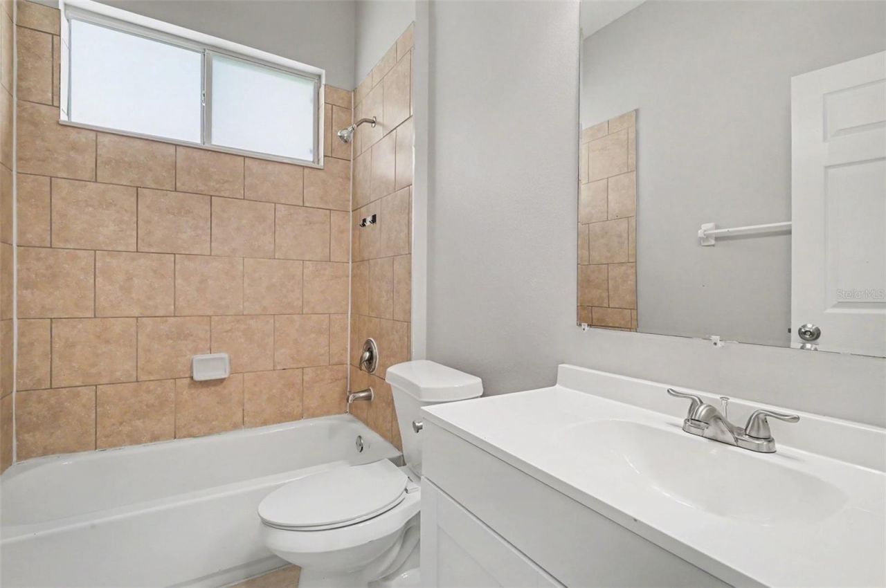 1756 Crown Hill Boulevard, Orlando, FL 32828 Photo