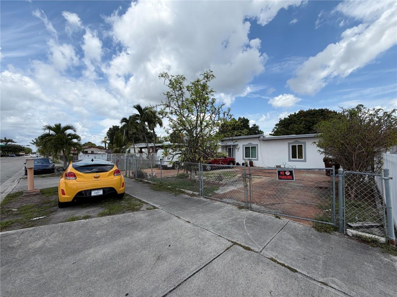 445 E 43rd Street, Hialeah, FL 33013 Photo