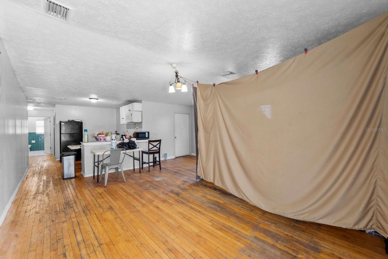 4624 N Hubert Avenue , Tampa, FL 33614 Photo