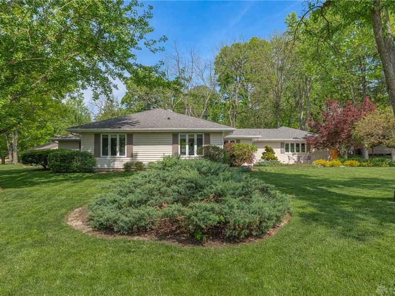 5515 Paddington Road, Washington Township, OH 45459 Photo 2