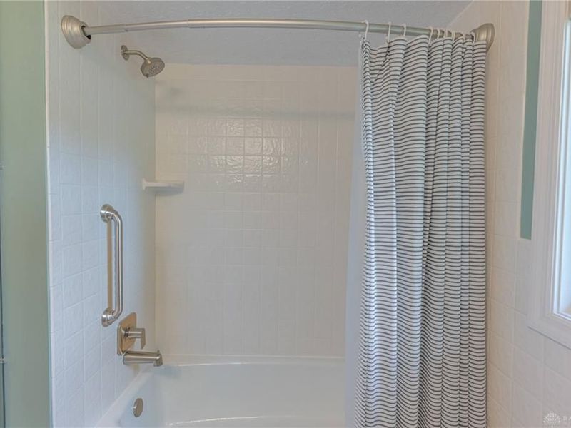 5515 Paddington Road, Washington Township, OH 45459 Photo 29