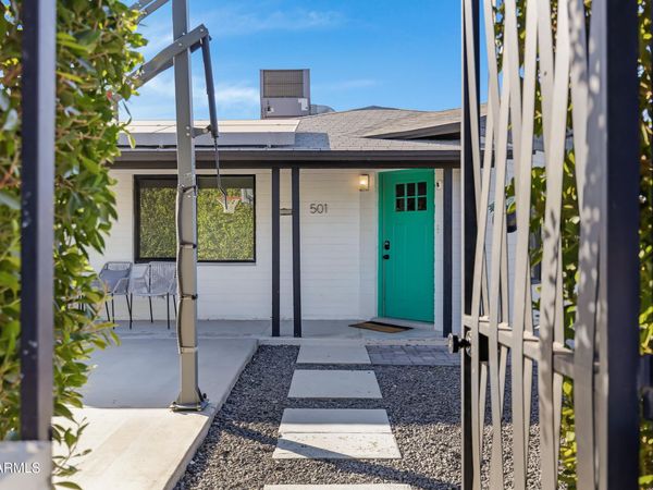 501 W TOLEDO Street, Chandler, AZ 85225