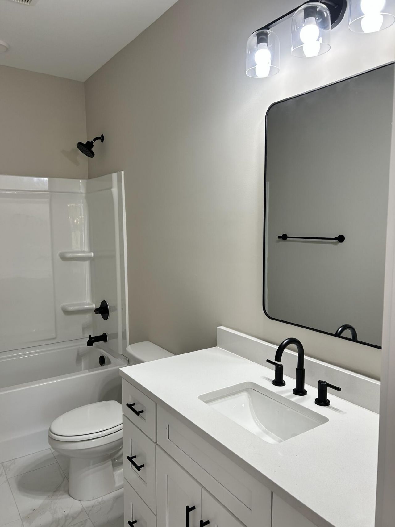 2553 Taylor Street Photo 7
