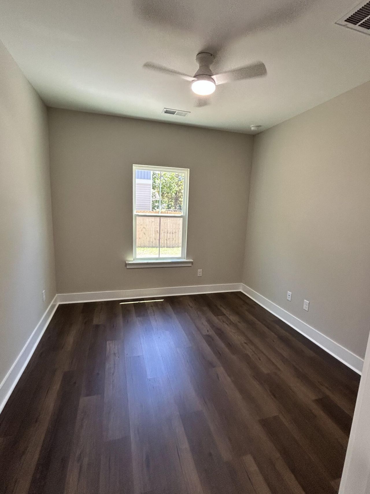 2553 Taylor Street Photo 9