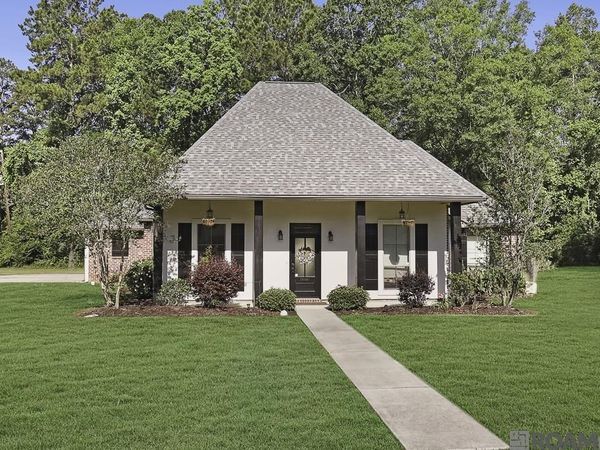 29407 Preston Pointe Dr, Livingston, LA 70754