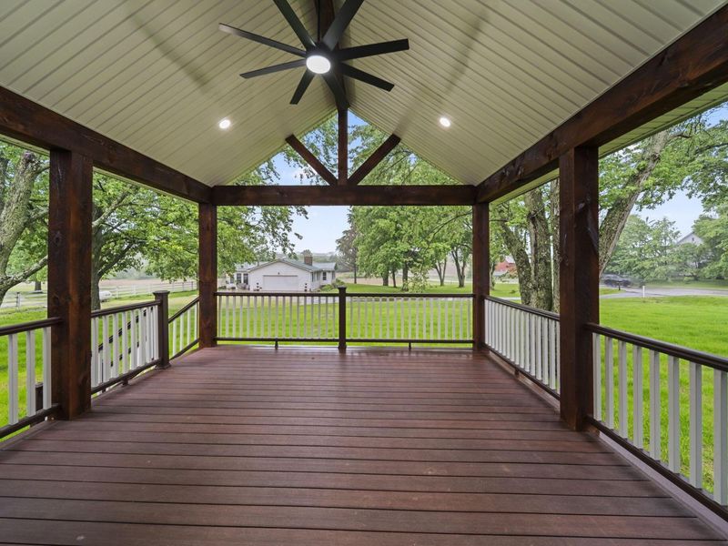 970 Lakefork Road NE, Utica, OH 43080 Photo 10