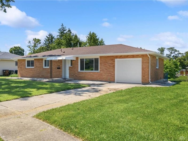 1231 Kevin Drive, Fairborn, OH 45324 Photo 2