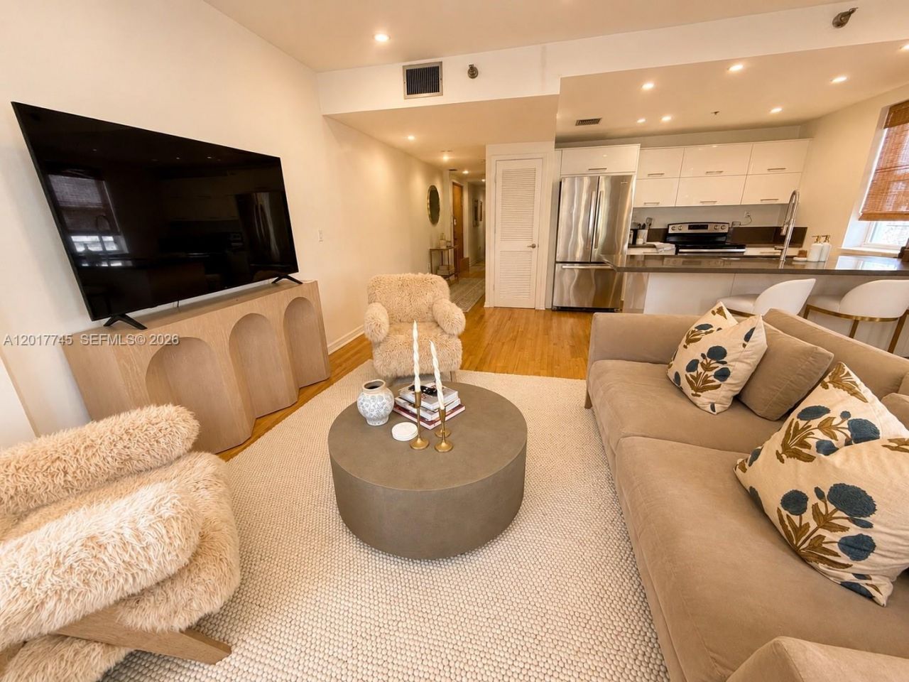 802 Euclid Ave , Unit 302, Miami Beach, FL 33139 Photo