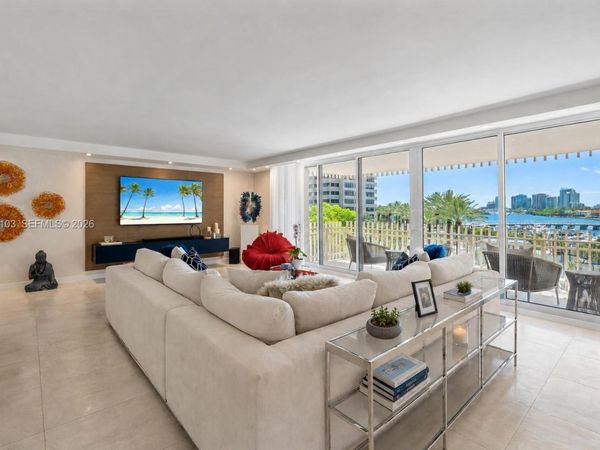 3 Grove Isle Dr , Unit C410, Miami, FL 33133