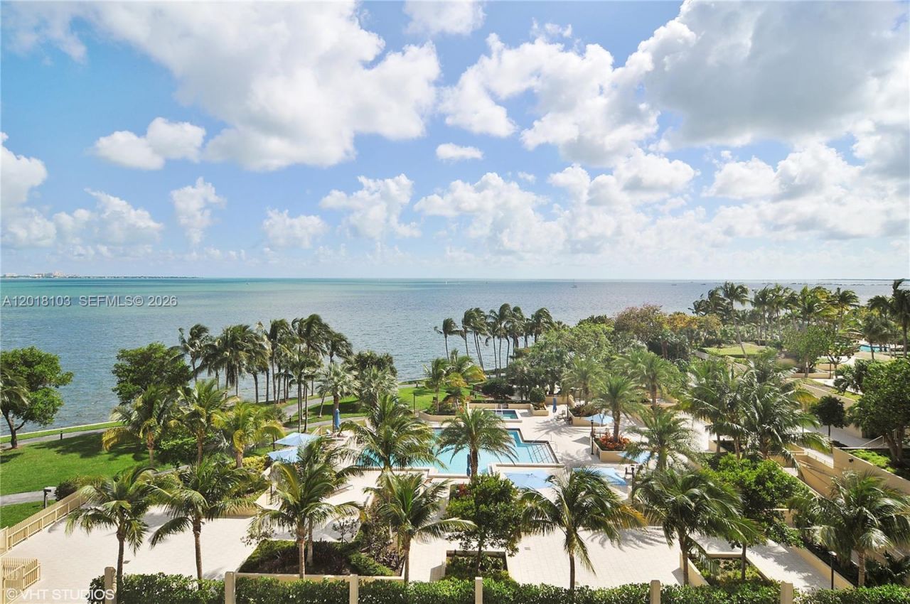 3 Grove Isle Dr, Unit C410, Miami, FL 33133 Photo
