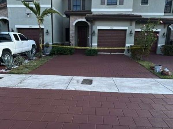 3342 W 104th Ter , Unit 3342, Hialeah, FL 33018