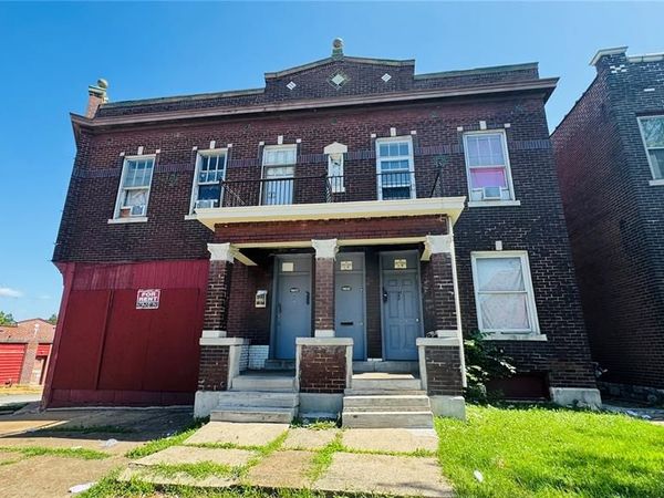 3738 Gravois Avenue, St Louis, MO 63116