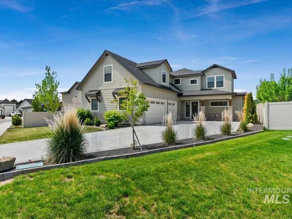 2943 N Sun City Ave, Star, ID 83669