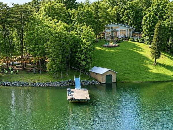 1910 Laramie Trail, Dandridge, TN 37725