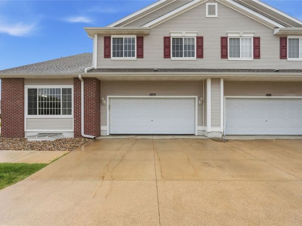 1079 74th NE, Cedar Rapids, IA 52402